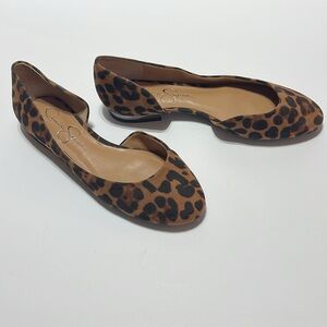 Jessica Simpson leopard pattern ballet flats with silver accent on heel Size 7.5